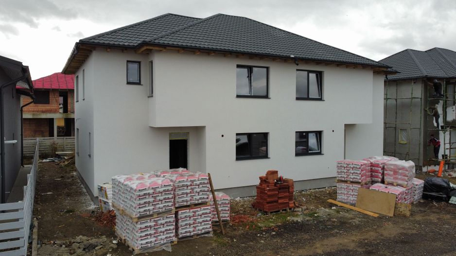 DE VÂNZARE – DUPLEX MODERN ÎN CARTIERUL IZVOR - Poză 1