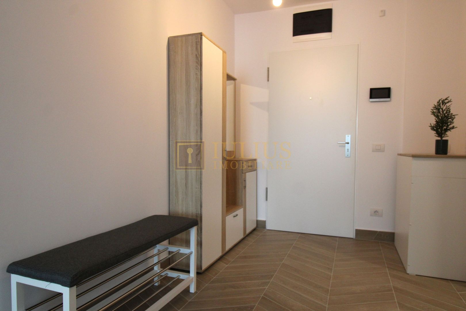 ISHO - Take Ionescu; 2 camere, mobilate modern. - Poză 18
