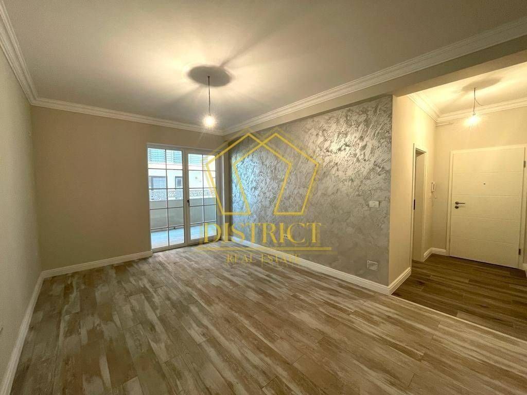 Apartament cu 2 camere si curte 50mp | Giroc | Penny | Lidl - Poză 1