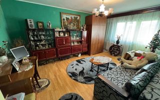 APARTAMENT 3 CAMERE CAMPULUNG, ETAJ 4, GRUI - Poză 1