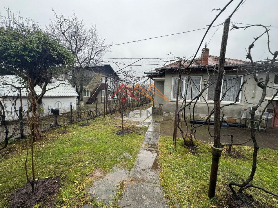 Casa 4 camere, teren 503 mp, CT, Parcare, Anexe, Campina, Prahova - Poză 3