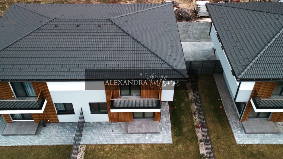 Duplex 4 camere DECOMANDATE, 120 mp utili, 180 mp curte, P+ET+POD - Poză 35