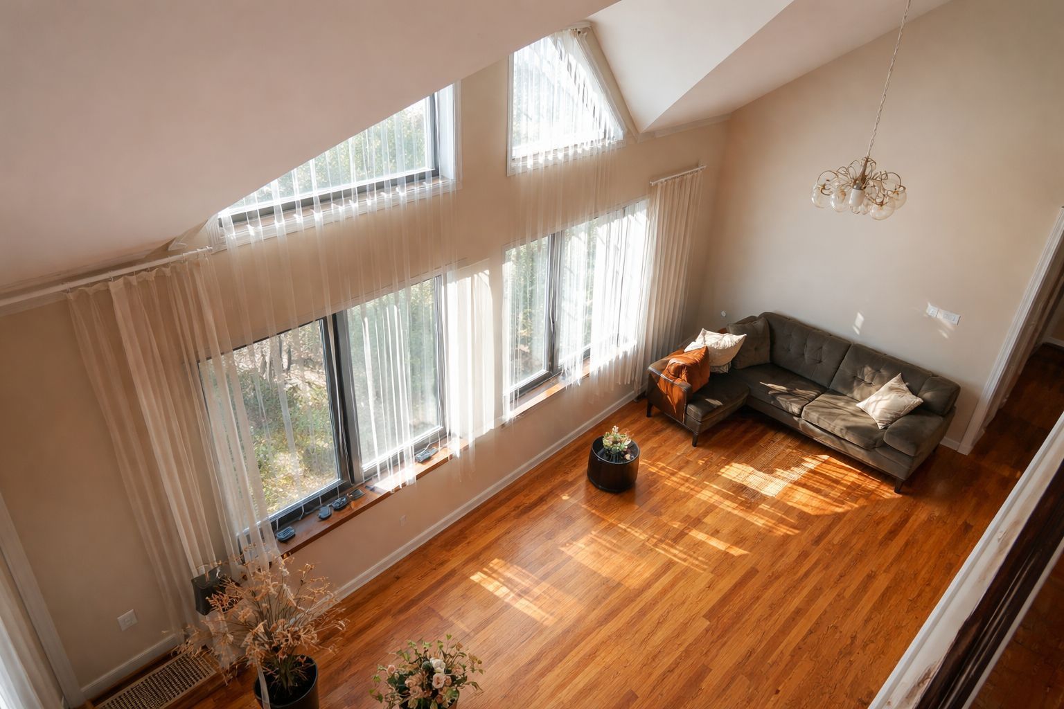 Vilă de închiriat | Suceava – Zamca | 450 mp | Ideal firmă / birouri - Poză 9