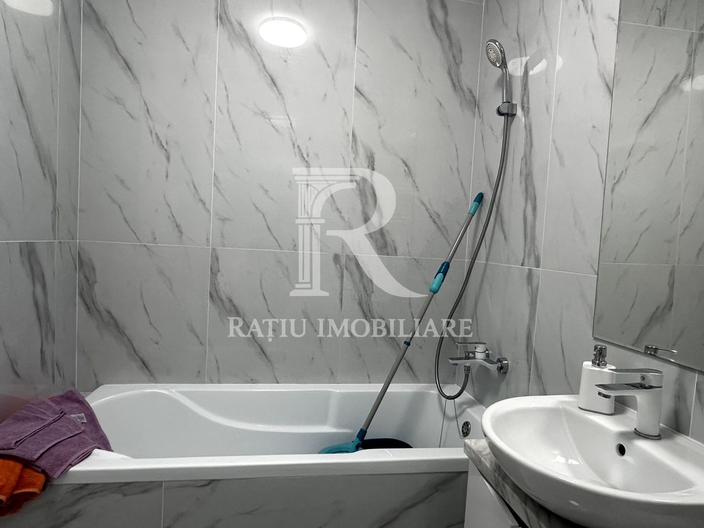 Apartament cu 2 camere | Prima Universității | Oradea - Poză 10