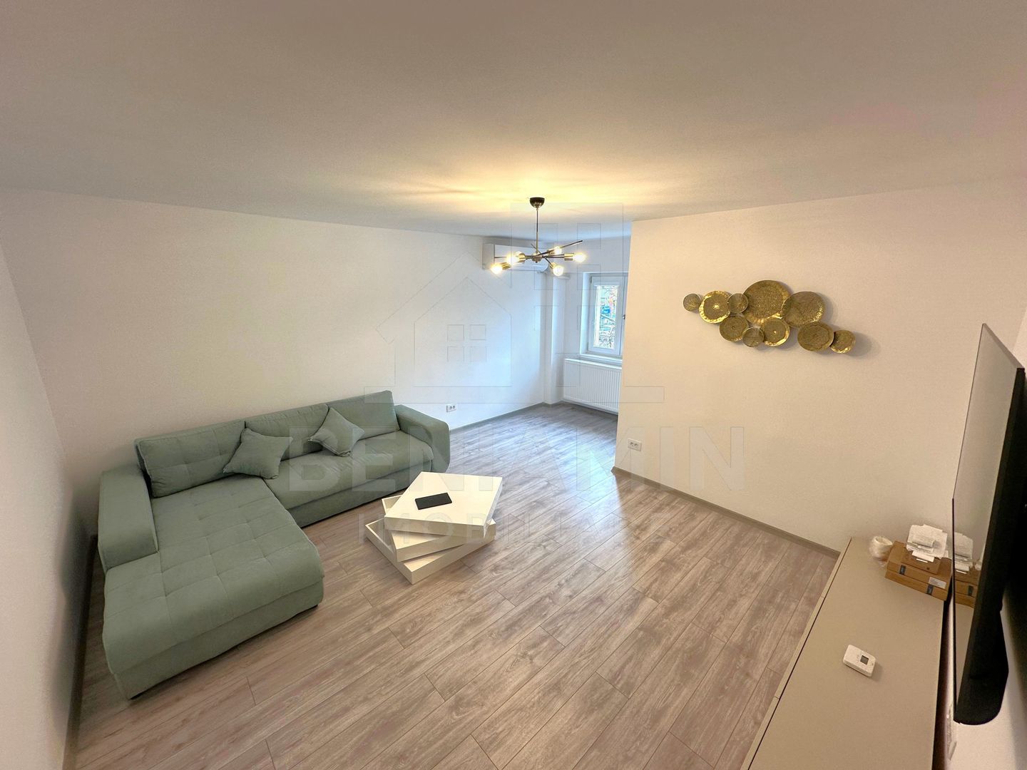 Ultracentral-4 Camere-Lux-Mobilat-Utilat-Etaj 1-CT-Disponibil imediat - Poză 1