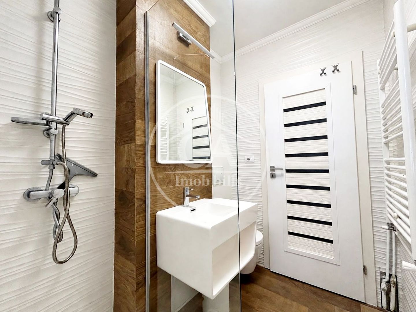 Apartament cu 3 camere de închiriat in zona Centrala , Oradea - Poză 15