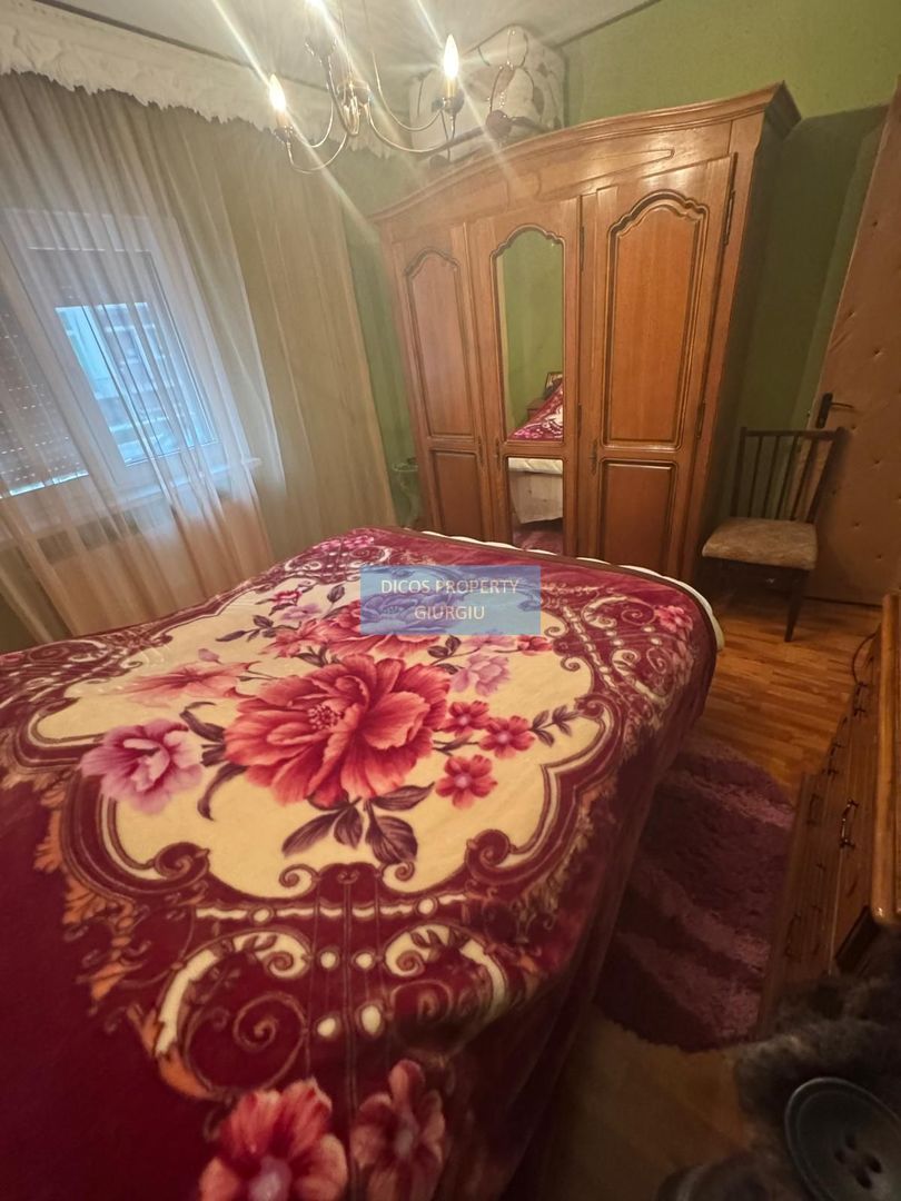 Apartament 4 camere de vânzare – zonă Școala 8 - Poză 8