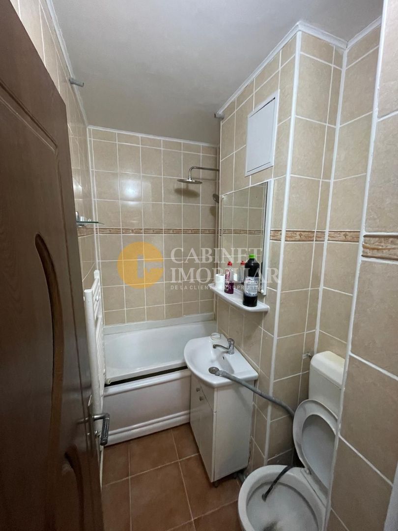 2 Camere Decomandat - Etaj 1 - Zona Alexandru Cel Bun - Poză 5