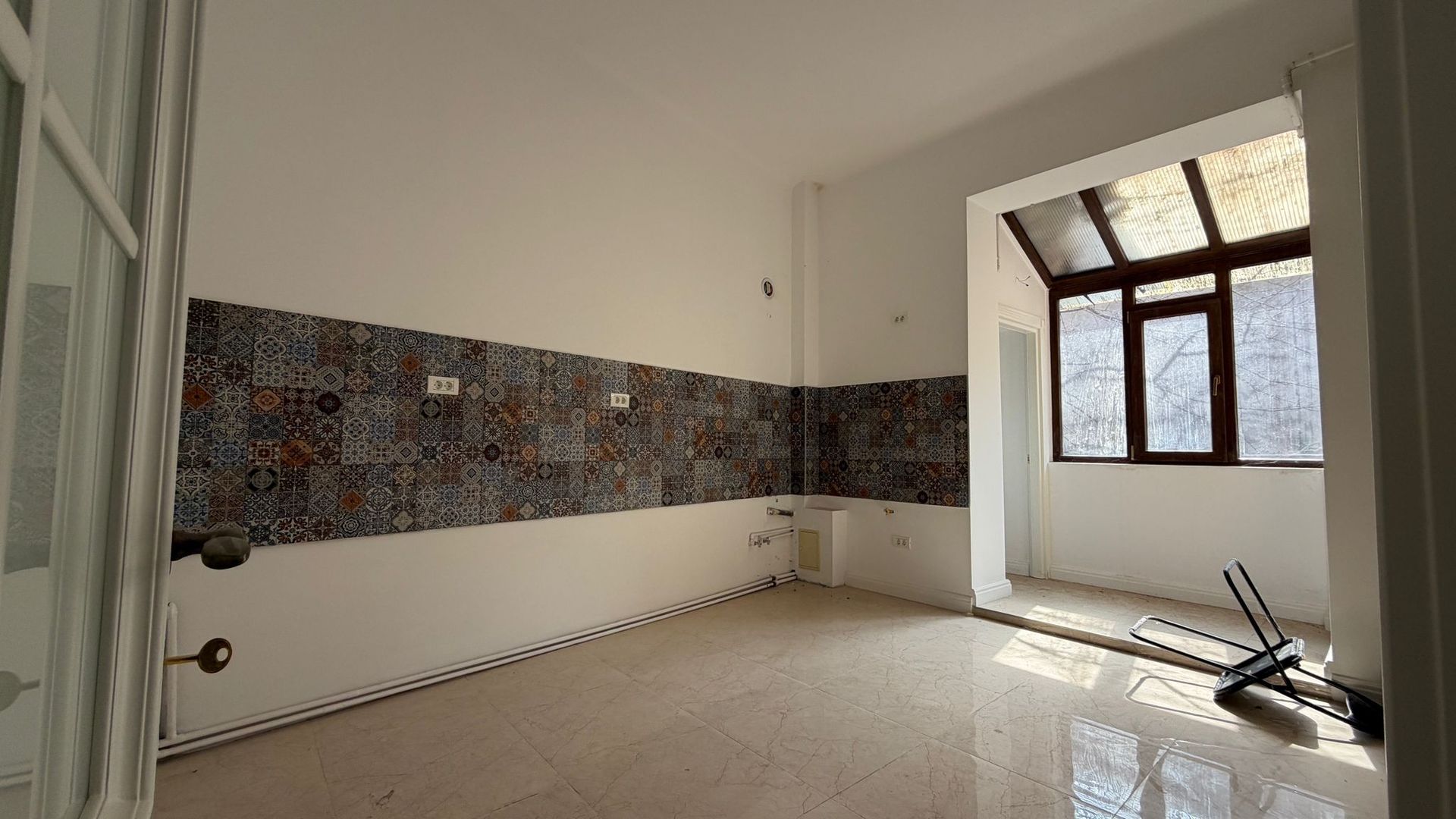 Superb pentru cunoscatori Calea Calarasilor cu centrala - Poză 26