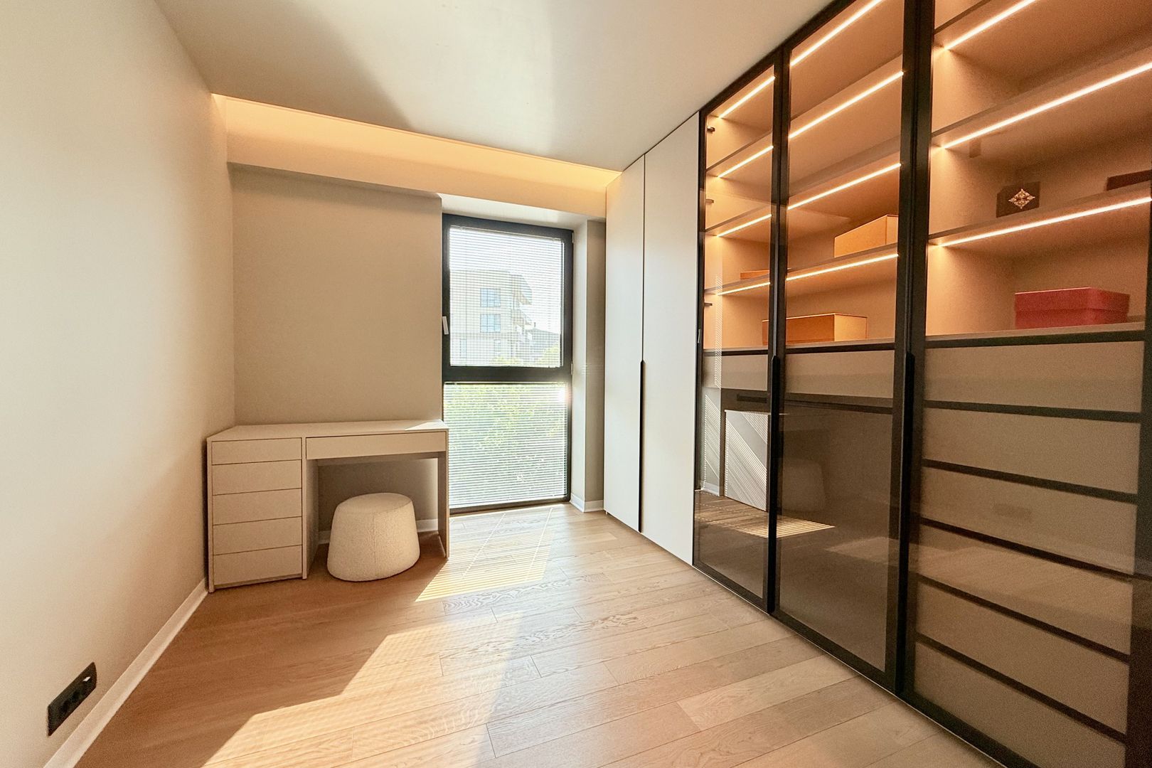 Apartament 3 camere în ONE Herăstrău Towers – eleganță și rafinament - Poză 12