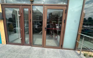 Spatiu comercial I Central I parcare privata - Poză 1