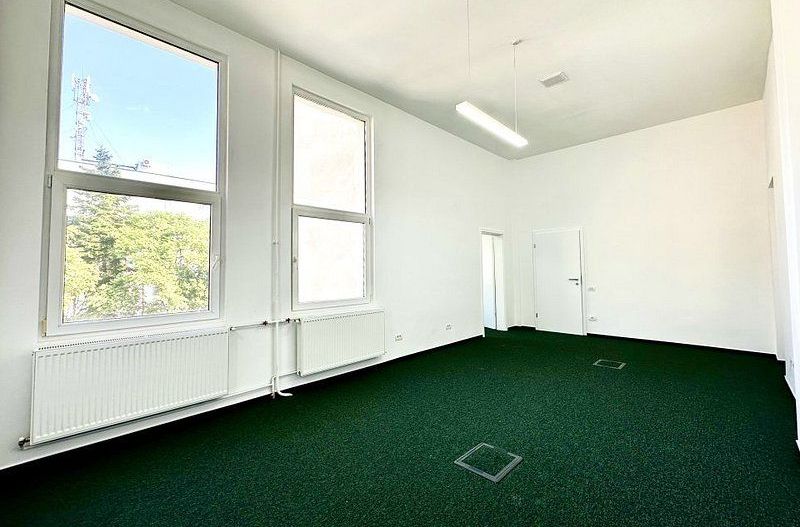 Spațiu birouri lângă primărie - Poză 7