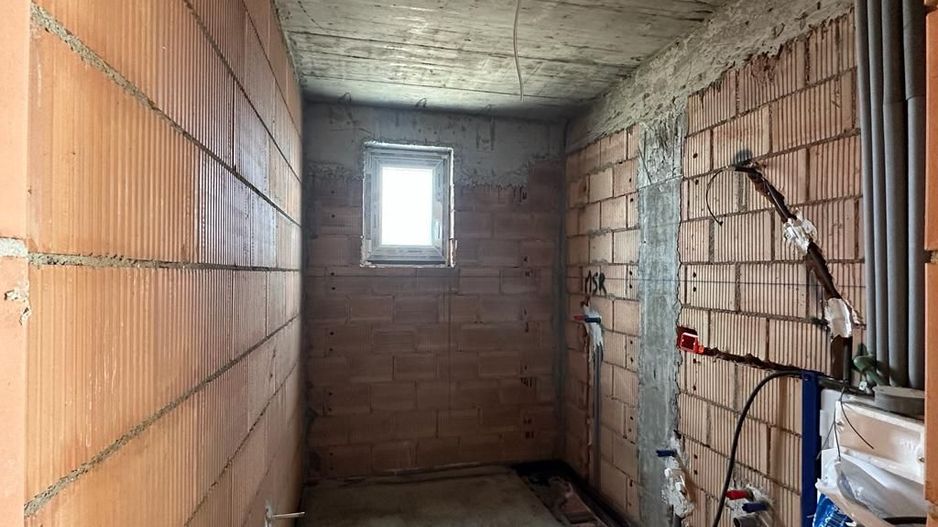 Apartament cu 3 camere cu terasa de 20 mp zona Sanpetru - Poză 10