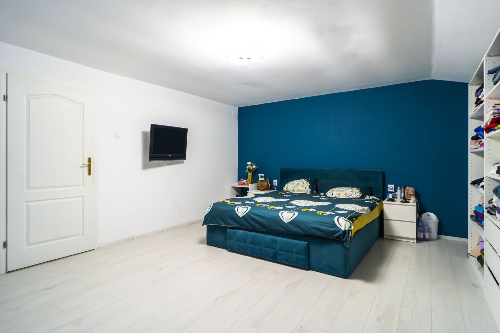 Ciorogarla, stradal, spatiu birou / sediu firma / pretabil investitie - Poză 10