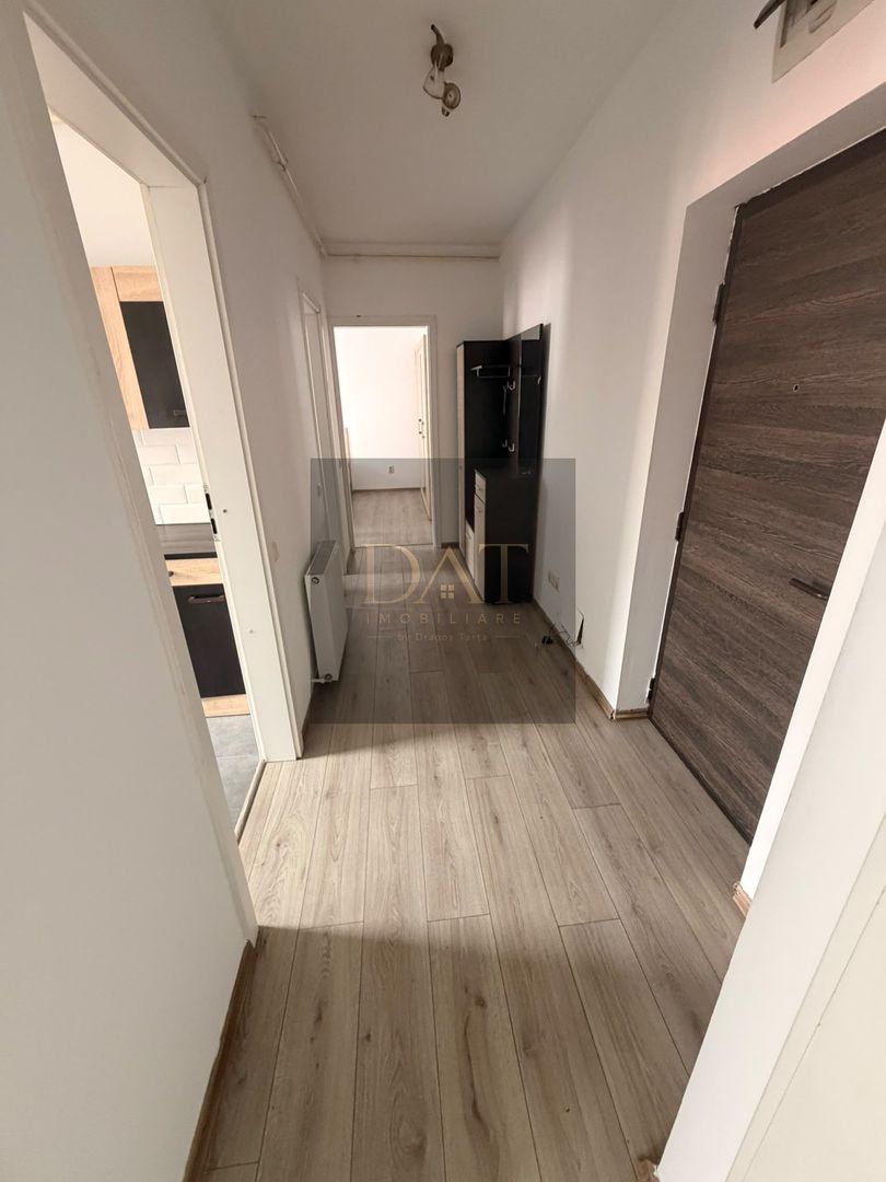 Apartament, 2 camere decomandate, parcare subterana, zona Traian Vuia - Poză 6