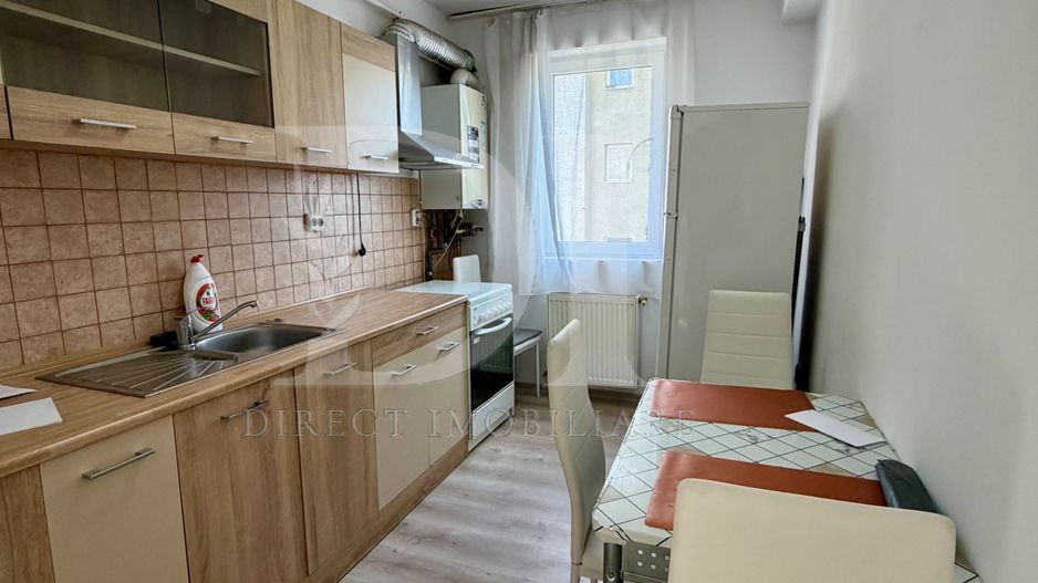 Apartament decomandat / etaj intermediar / Zona Florilor - Poză 6