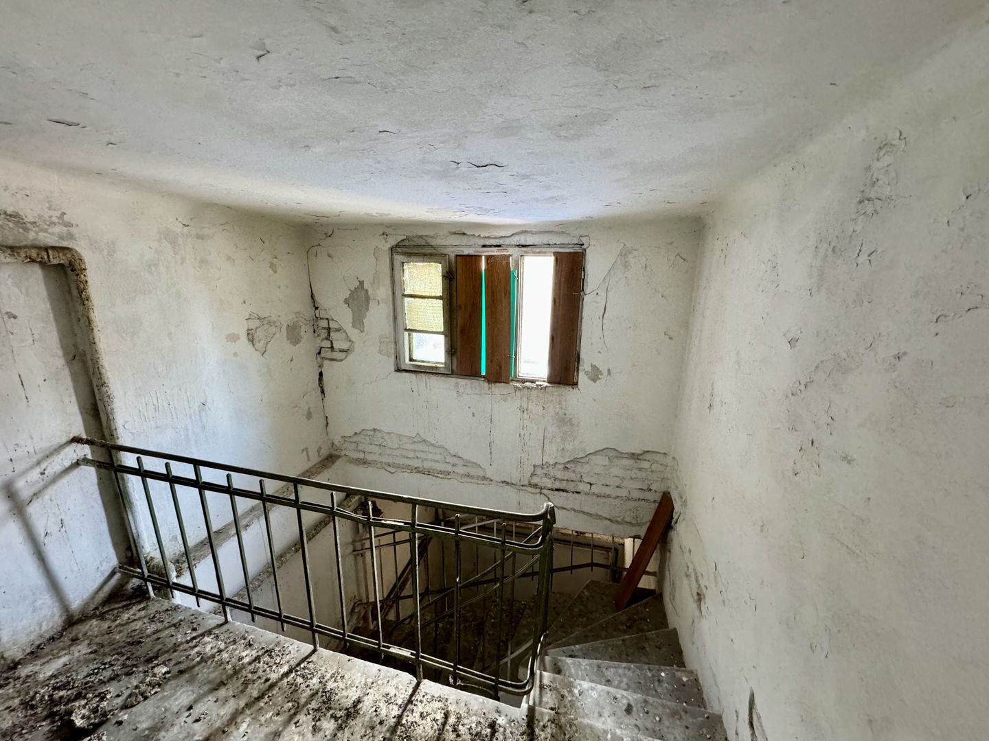 Cladire 1001 mp utili Universitate 2S+P+4E+Pod autorizatie fatada - Poză 16