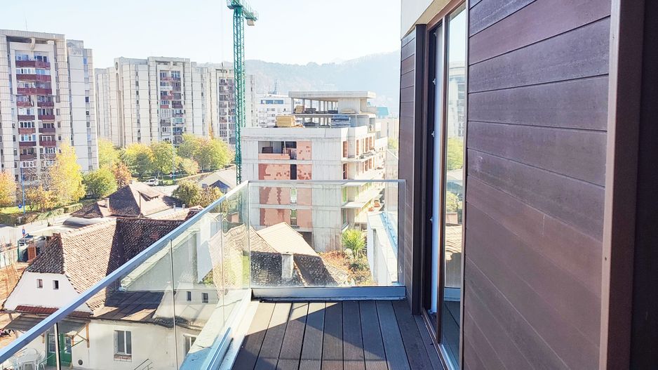 Apartament cu priveliste frumoasa,in bloc nou,zona colinei - Poză 1