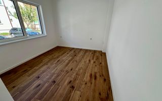Apartament spațios la parter – ideal locuință sau spațiu comercial - Poză 10