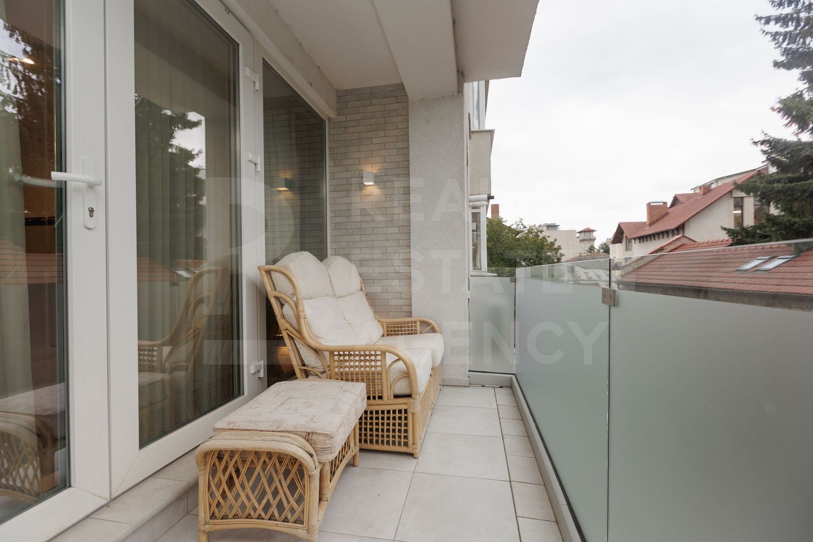 Vânzare, apartament, 3 camere, str. Mihail Kogălniceanu, Centru - Poză 2