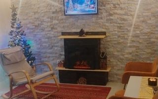 Apartament deosebit cu 3 camere decomandate, zona Campului. - Poză 4