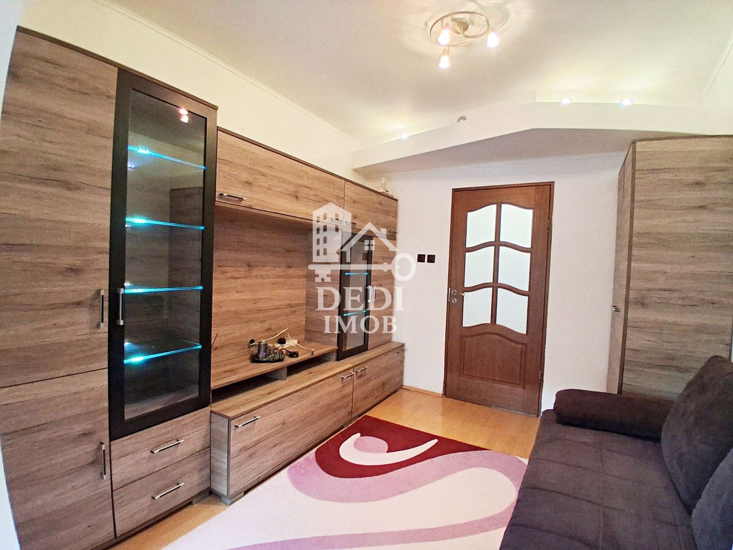 Apartament cu 3 camere de inchiriat zona Rogerius, Oradea - Poză 6