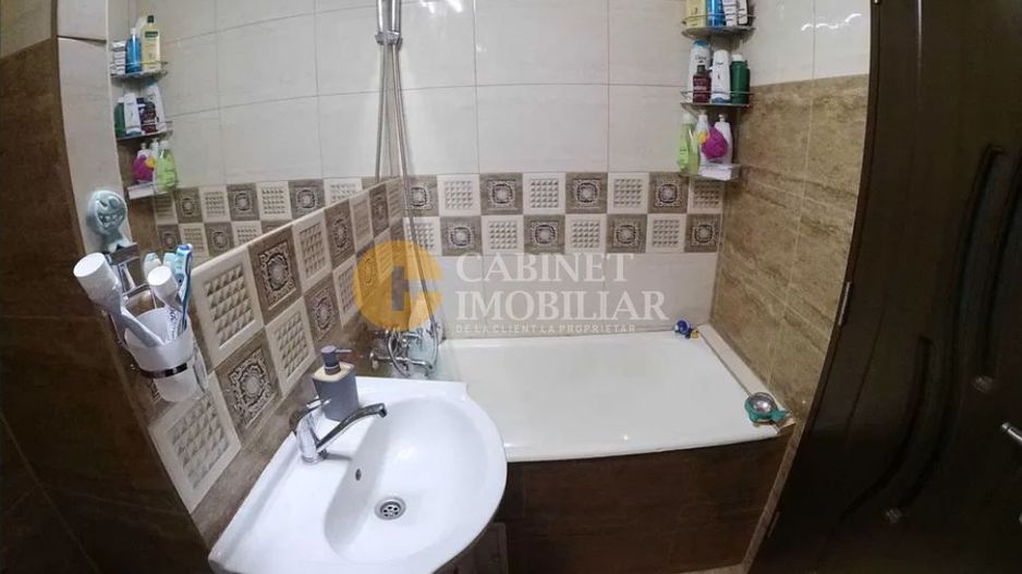 Etaj 1, 2 camere zona Alexandru-Piata Voievozilor - Poză 5