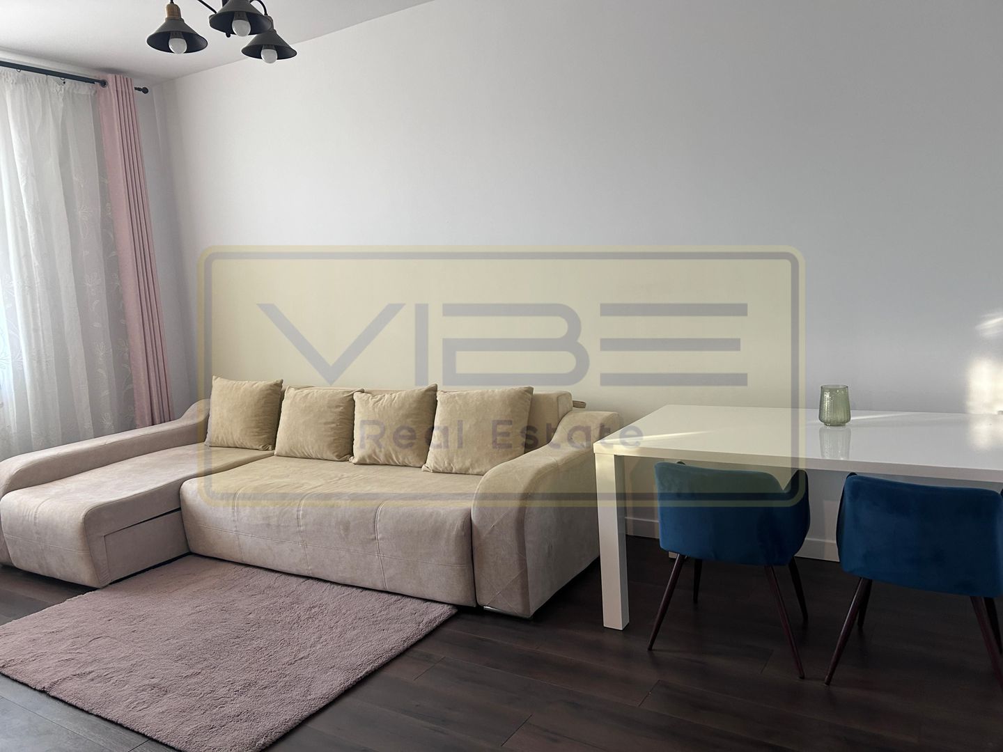 Copou- Universitatea Al.I.Cuza-UMF -  Decomandat - Renovat - Modern - Poză 1