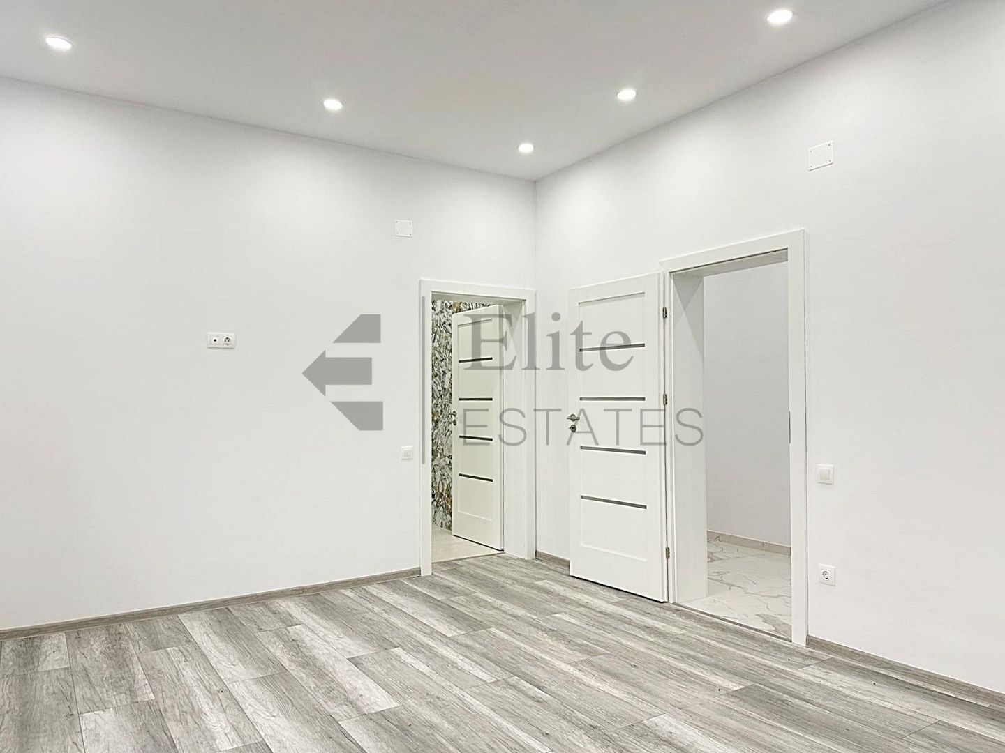 Casa cu teren 830 mp in zona Dealuri Oradea - Poză 5