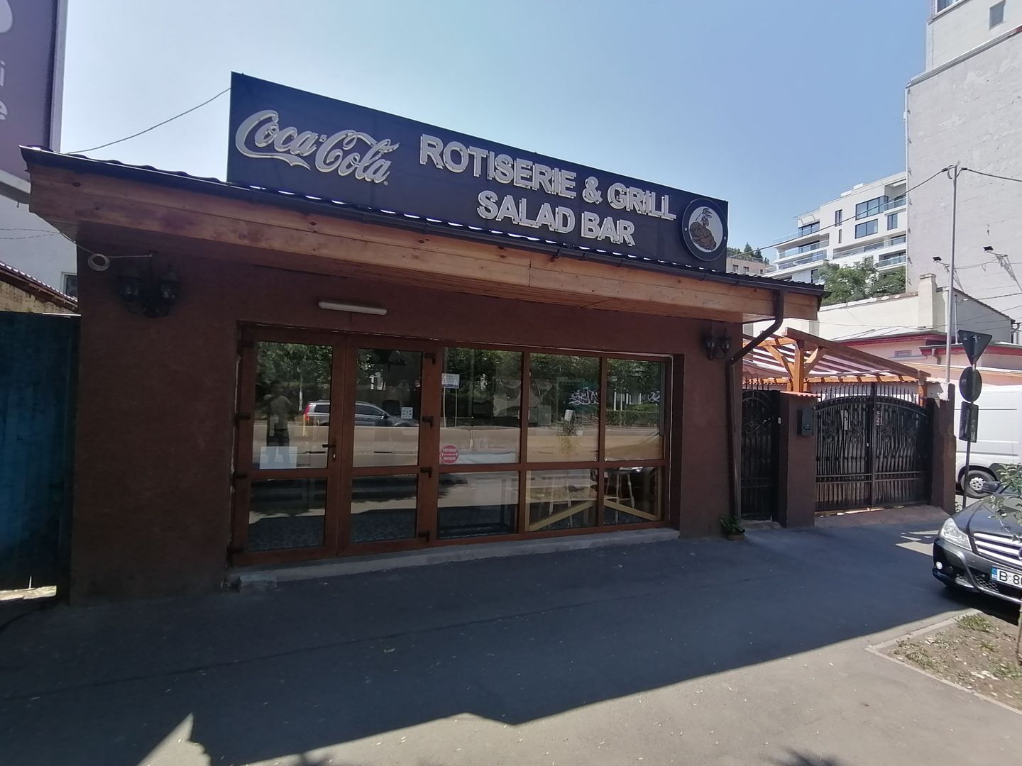 Teren + spatiu comercial in Aviatiei - Poză 3