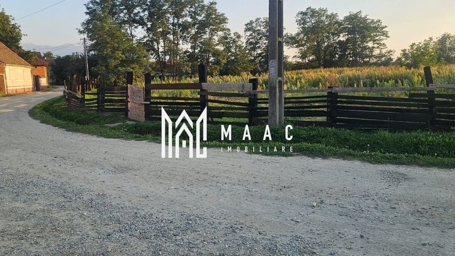 Teren | Intravilan | 3300 MP | Porumbacu de Jos - Poză 1