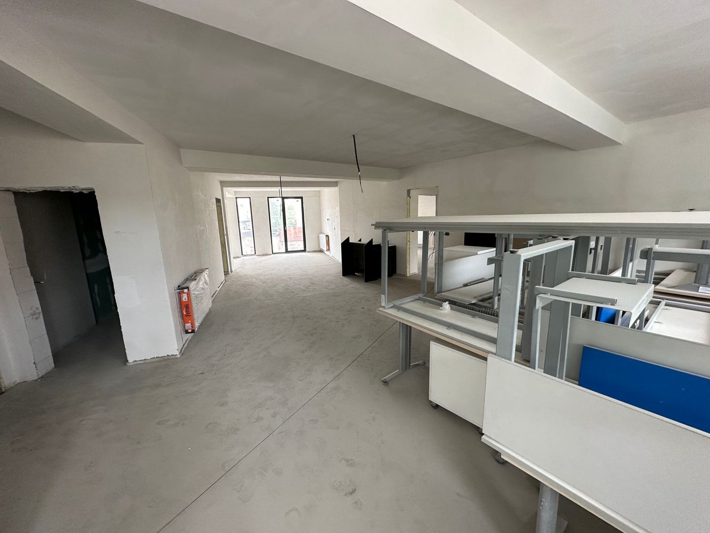 Cladire de birouri  Central pretabil activități medicale - Poză 5