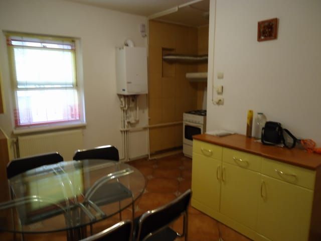 De inchiriat apartament cu 2 camere , Tineretului sector4 - Poză 5