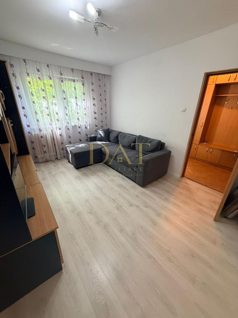 Apartament 3 camere | 53 mp | zona linistita | mobilat | zona BIG - Poză 3