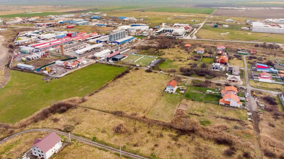 Teren de investiții cu PUZ industrial în Săcălaz - Poză 5