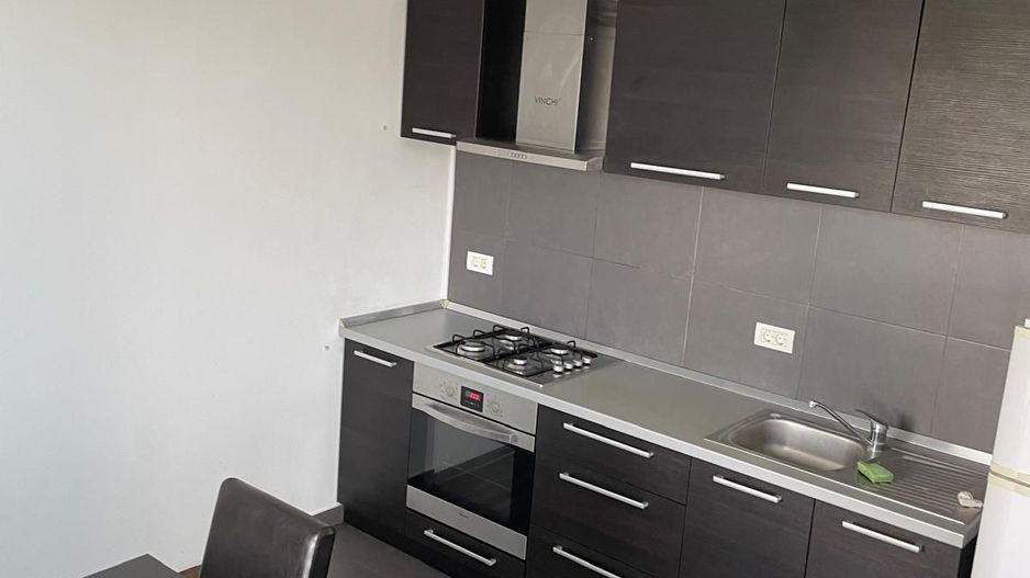 Apartament modern I Loc de parcare I intrare in Dumbravita - Poză 11