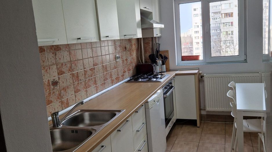 Apartament 2 camere zona Basarabiei - Sld. Tina Petre - Poză 3