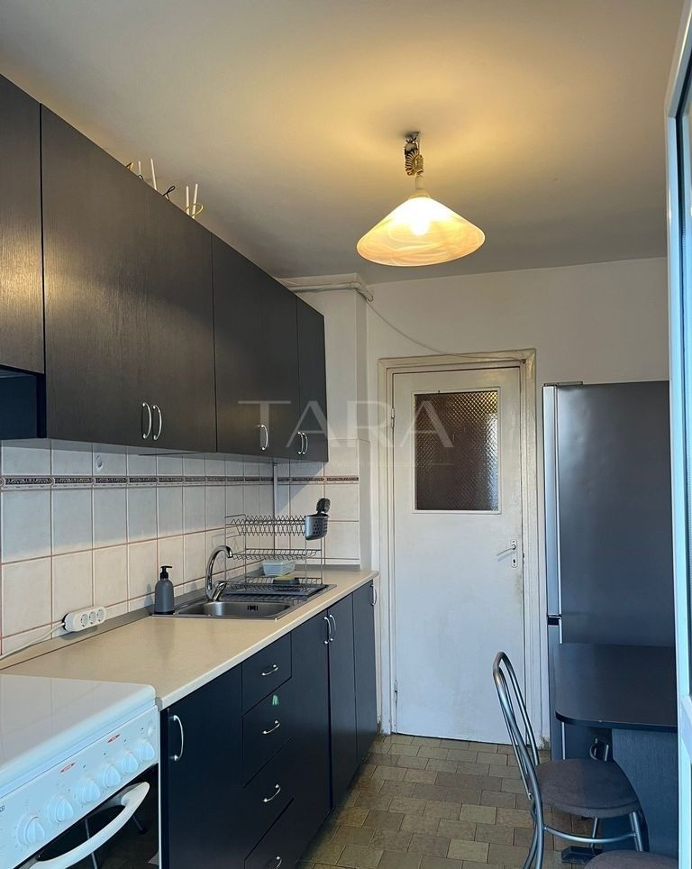 Apartament decomandat cu 2 camere in Manastur, zona Big. - Poză 1