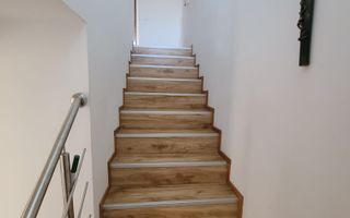 Casa de vanzare Mobilata utilata , Domnesti - Poză 4