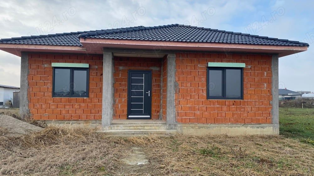 Casa de vanzare Mediterana - Poză 1