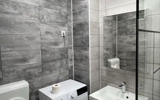 Piața Sfatului – apartament elegant, complet renovat și utilat - Poză 7