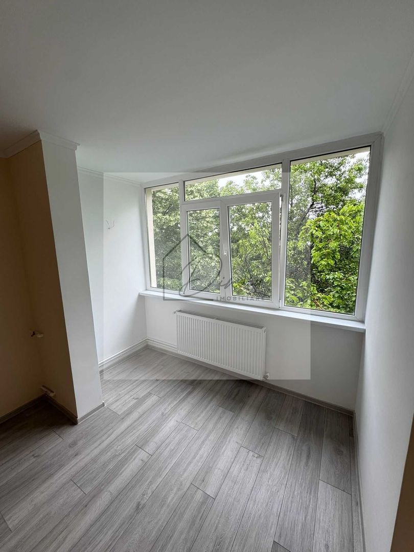 Apartament 3 camere Titan Ozana Metrou 1 Decembrie - complet renovat - Poză 5