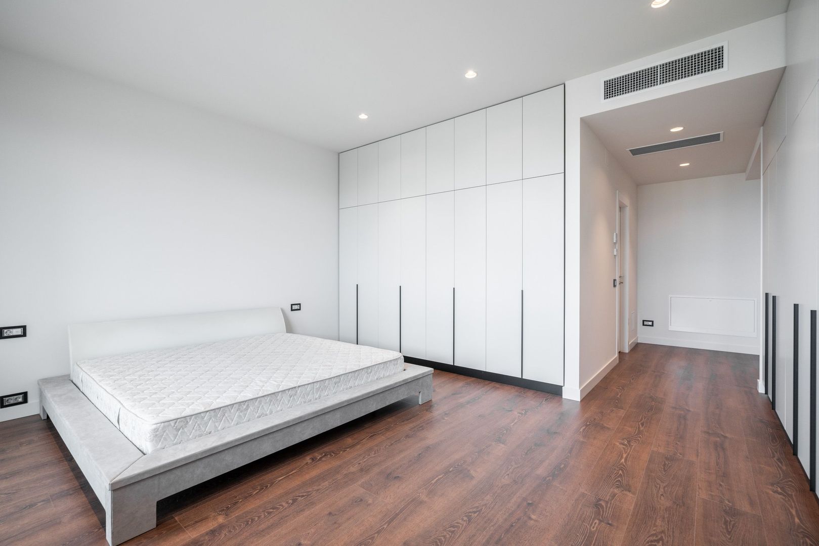 Exclusive Apartment 3 bedrooms - Gafencu 49 - Poză 5