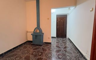 Apartament 3 camere etaj 1 de vanzare - Poză 5
