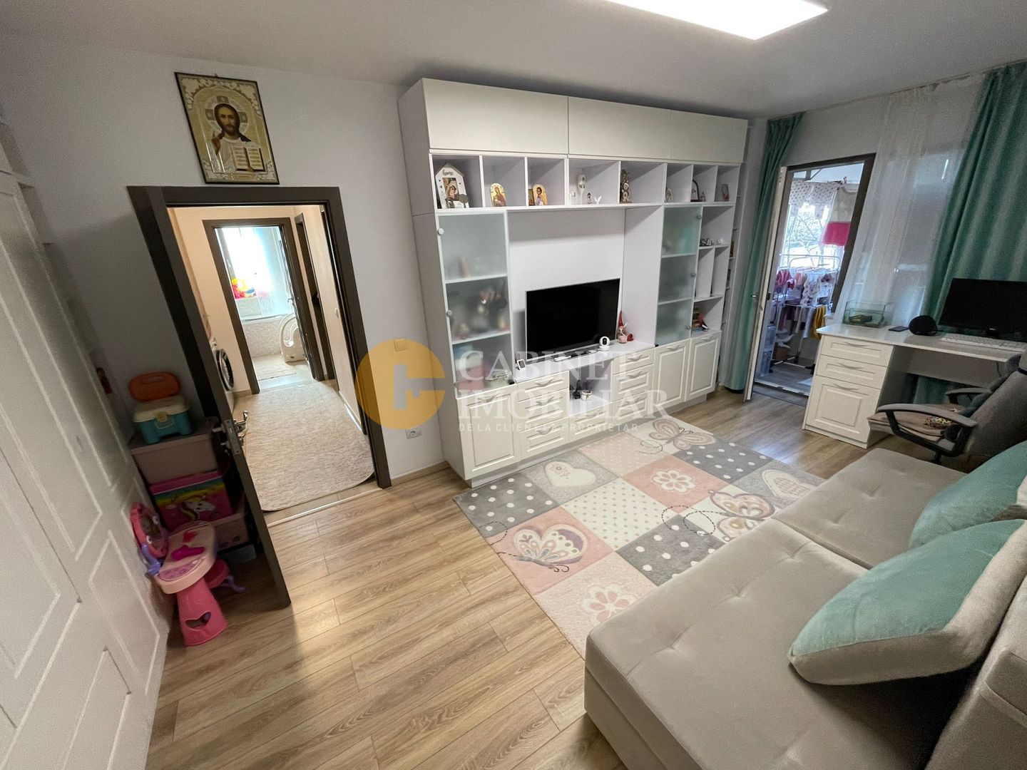 TATARASI - BLOC NOU INTABULAT - ETAJ INTERMEDIAR - 2 CAMERE - MOBILAT SI UTILAT - Poză 1