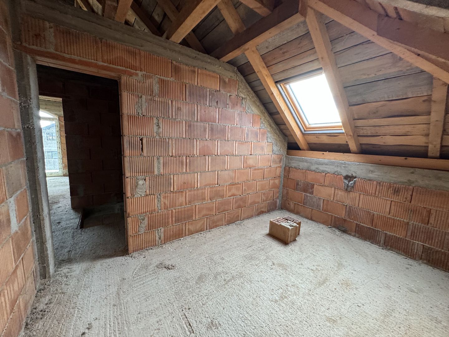 Casa Individuala Becicherecu Mic,P+M,5 Camere,3 Bai,Garaj,Teren Generos - Poză 14