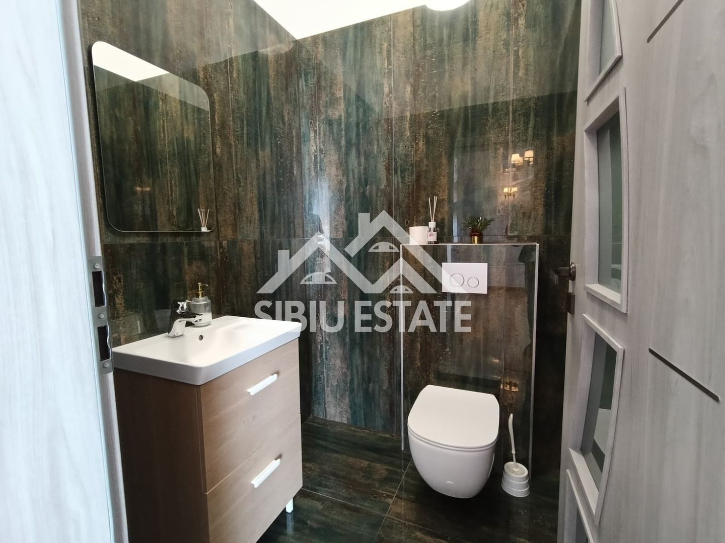 Casă deosebită Daia Nouă ,confort , natură și eficiență energetica - Poză 5