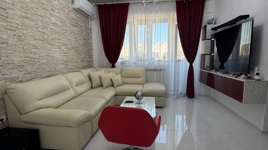 APARTAMENT 4 CAMERE PREMIUM TOMIS NORD  - 2 BAI / PARCARE PRIVATA - Poză 1