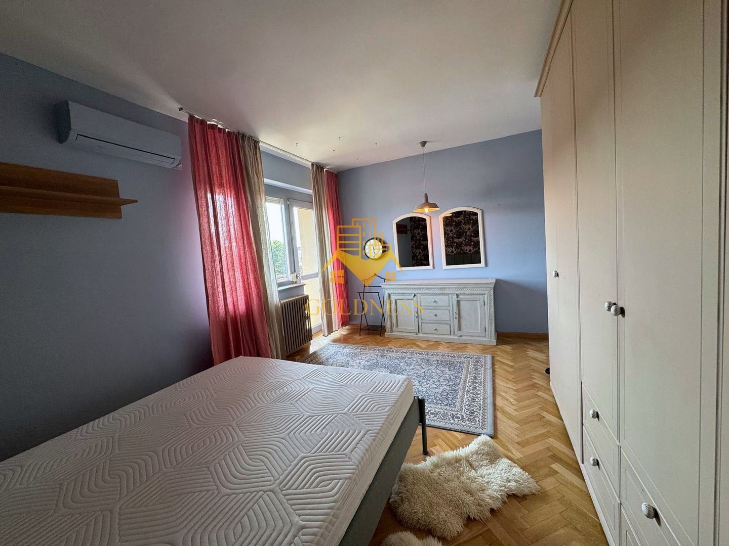 3 camere, Semicentral, 117mp, The Office, Bosch, Ntt Data, Paris - Poză 4