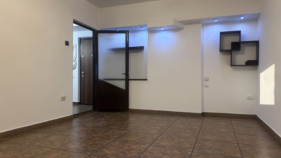 Vânzare apartament în inima Târgoviștei! - Poză 1